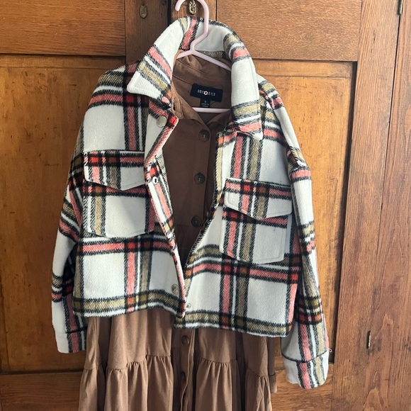 Adorable Thanksgiving, Fall, Family pictures outfit. - Picture 2 of 7